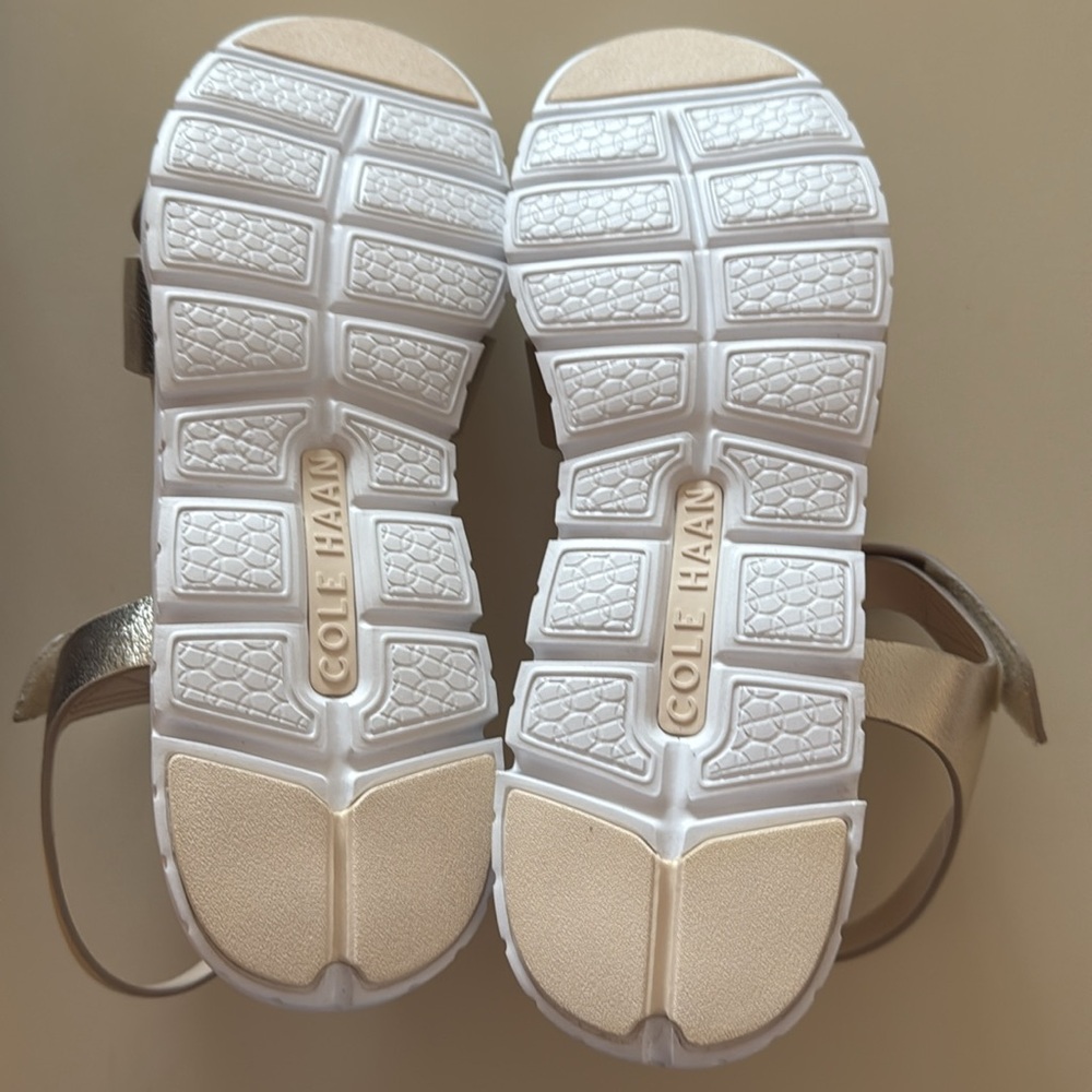 Cole Haan Gold Sandals with Crisscross Straps and Cushioned Footbed - Picture 4 of 8